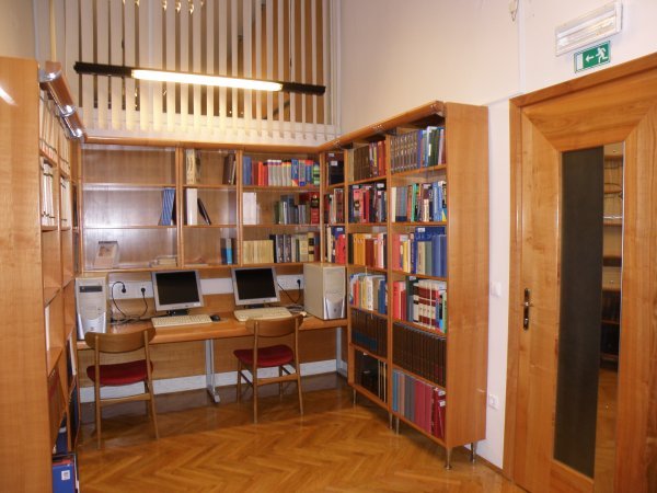 library 7